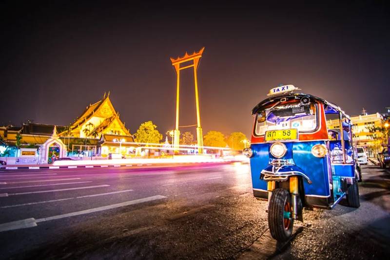 Tomar el tuk-tuk